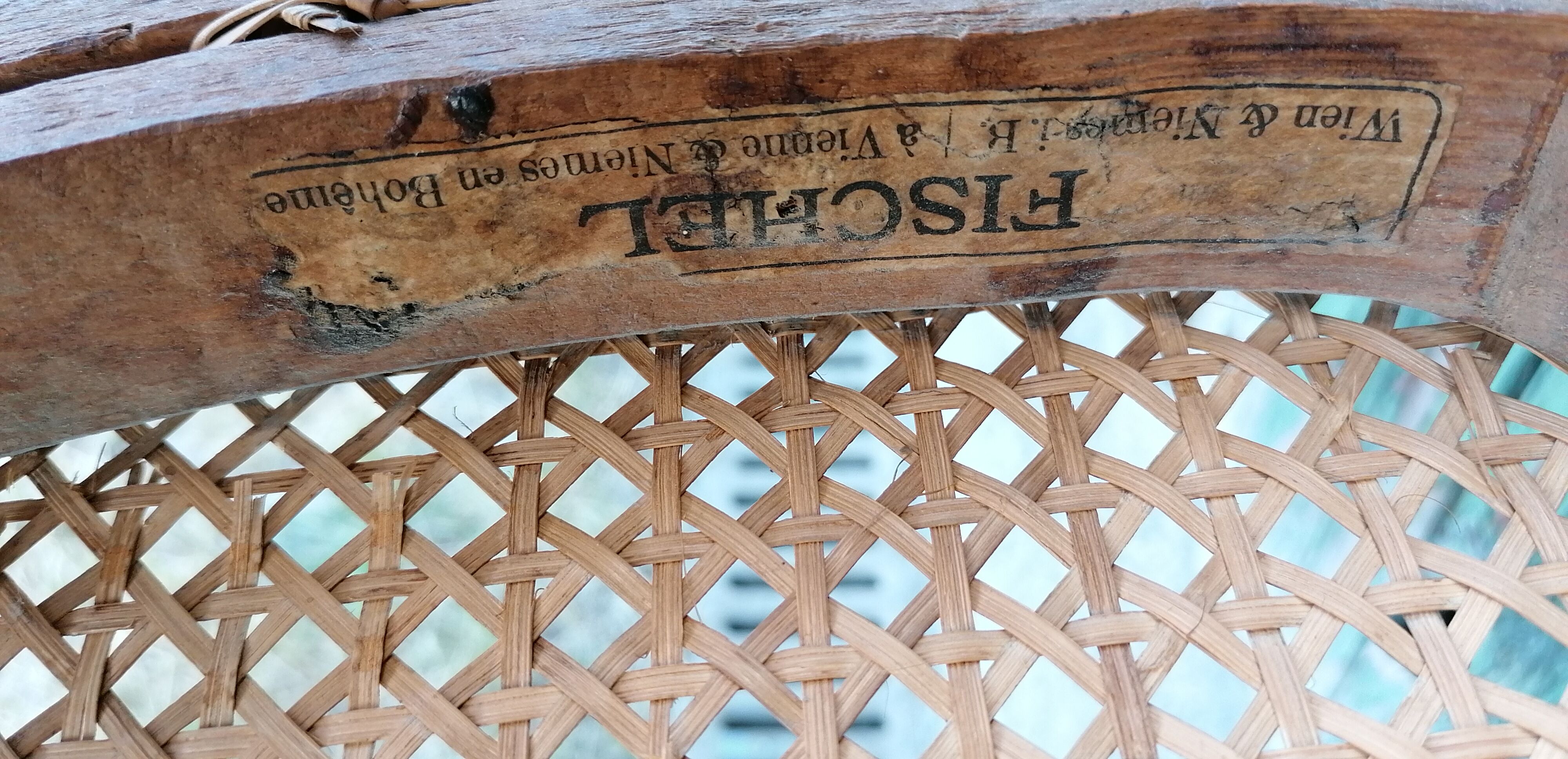 Fischel bistro chair, Austrian design 1900 curved wood and canning