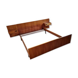 Vintage bed André Simard