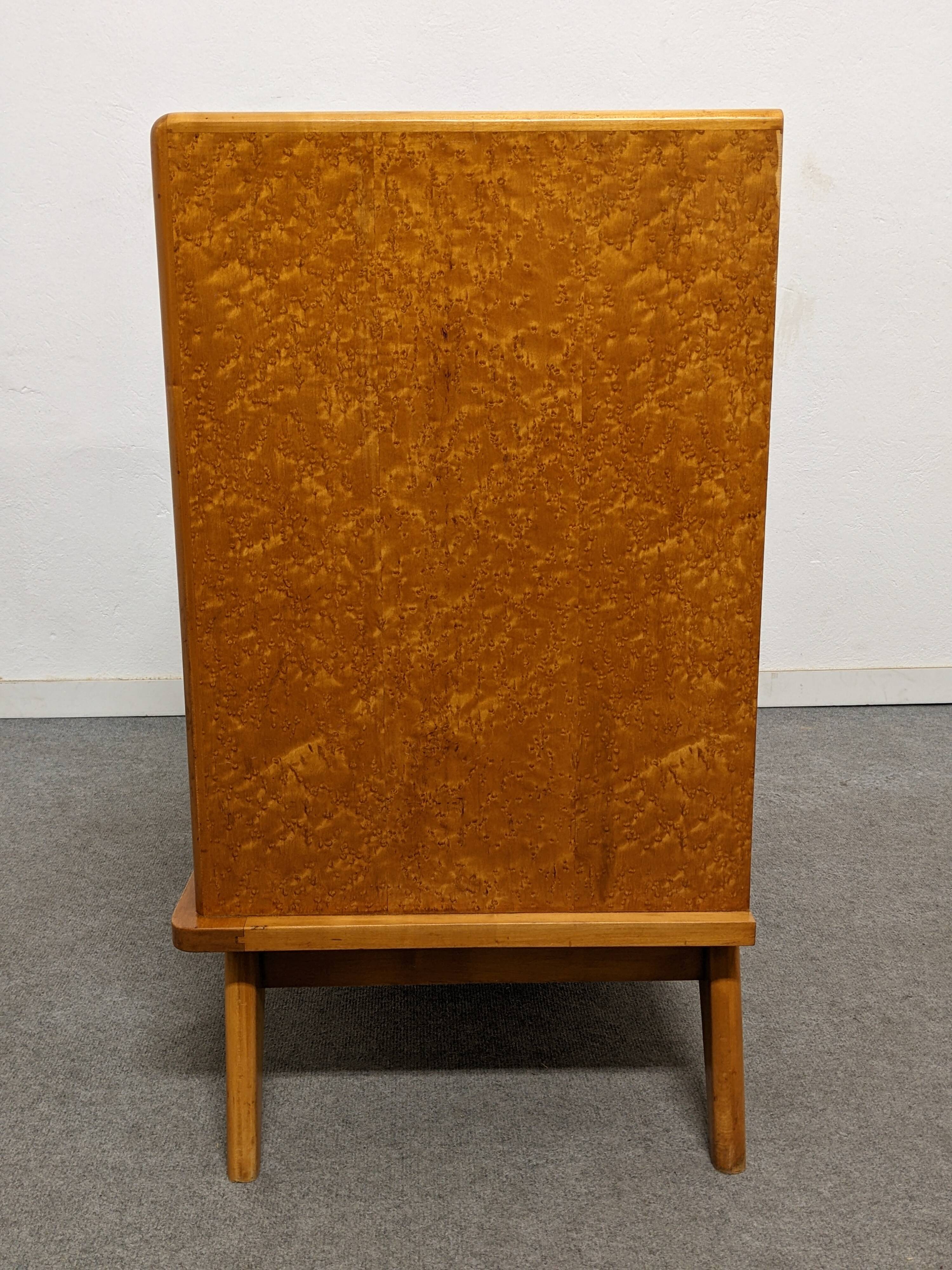 Vintage chest of drawers from the 50s/60s