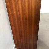 Double binder with low curtains