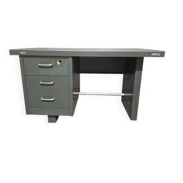 Bureau industriel Strafor