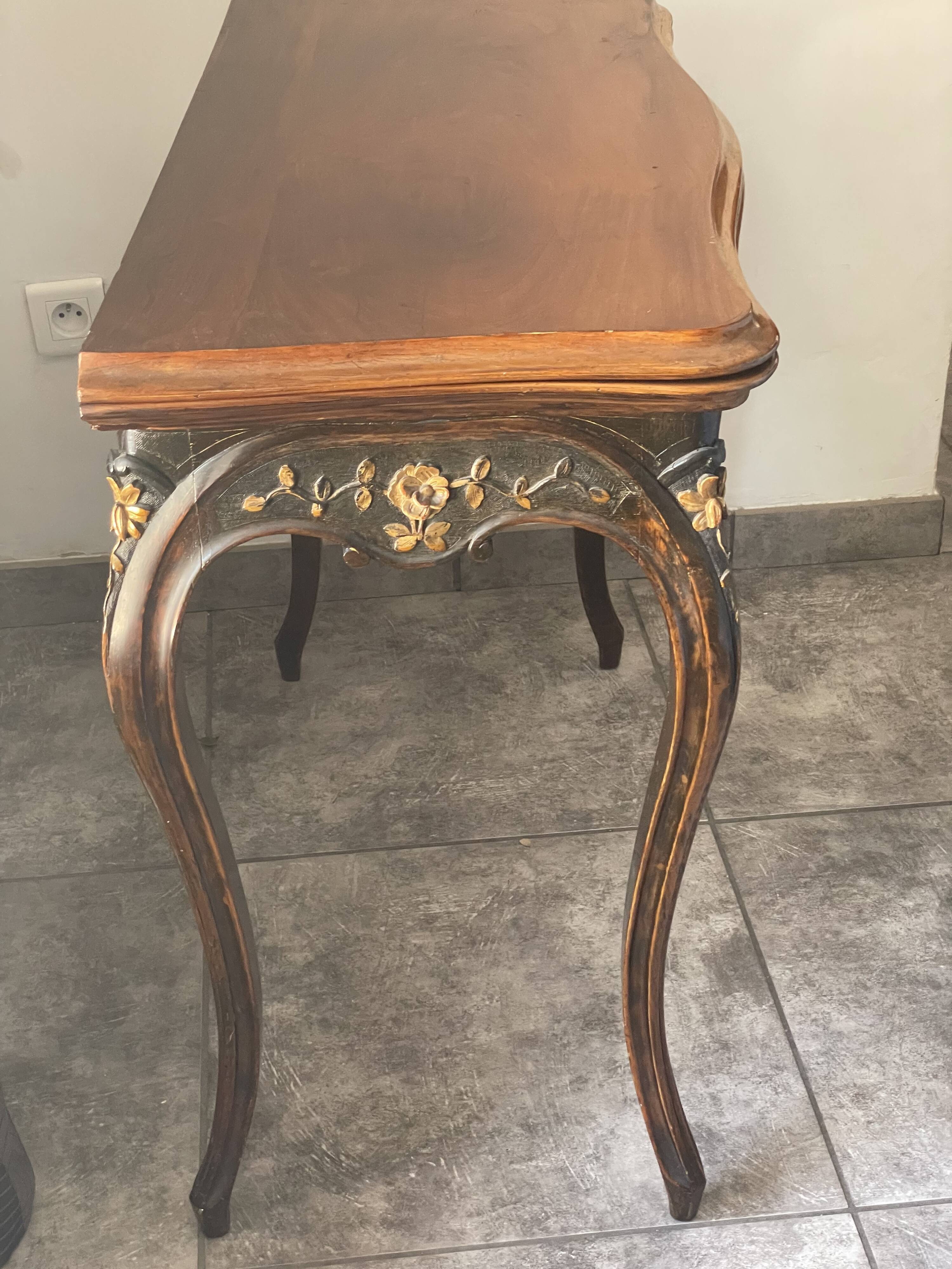 Louis XV games table