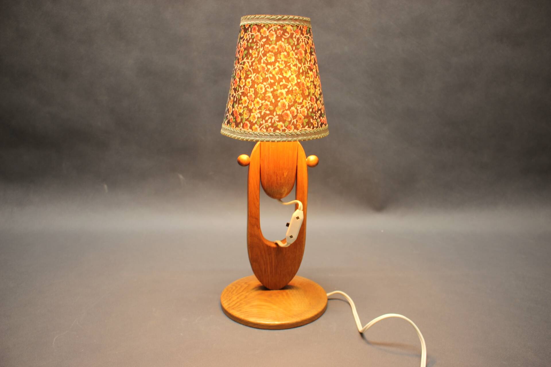 Mid-century adjustable wooden table lamp with floral shade, Czechoslovakia, 1970.
