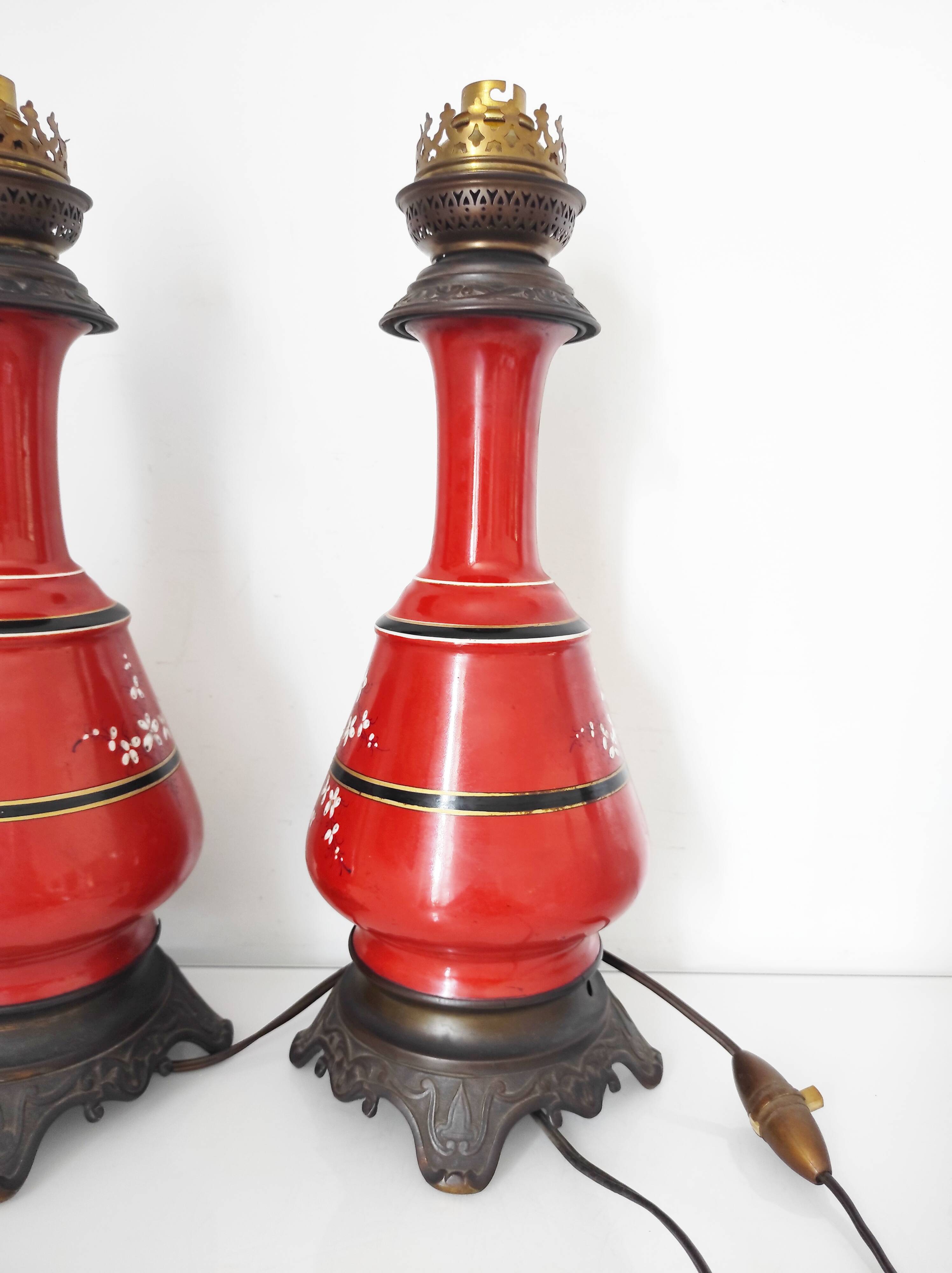 Paire de pieds de lampe rouges, 1900