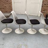 4 Saarinen knoll tulip chairs