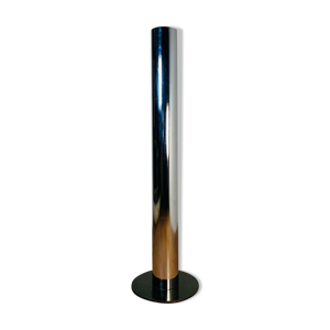lampadaire en métal