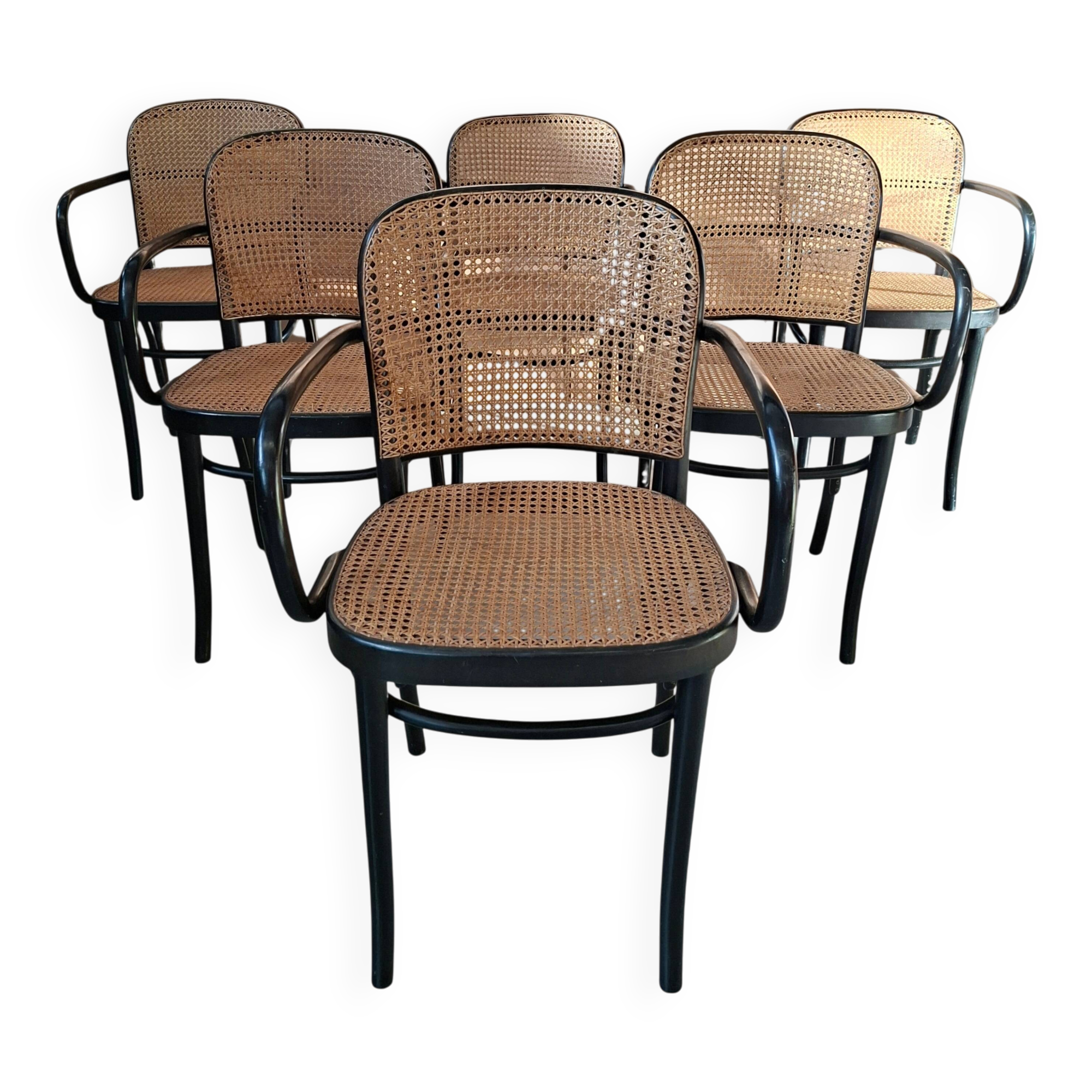 Poltroncina Modello 811 "Prague" Design Ispirazione Thonet (Anni '90)