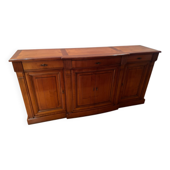 Solid wood buffet – classic style – very good condition