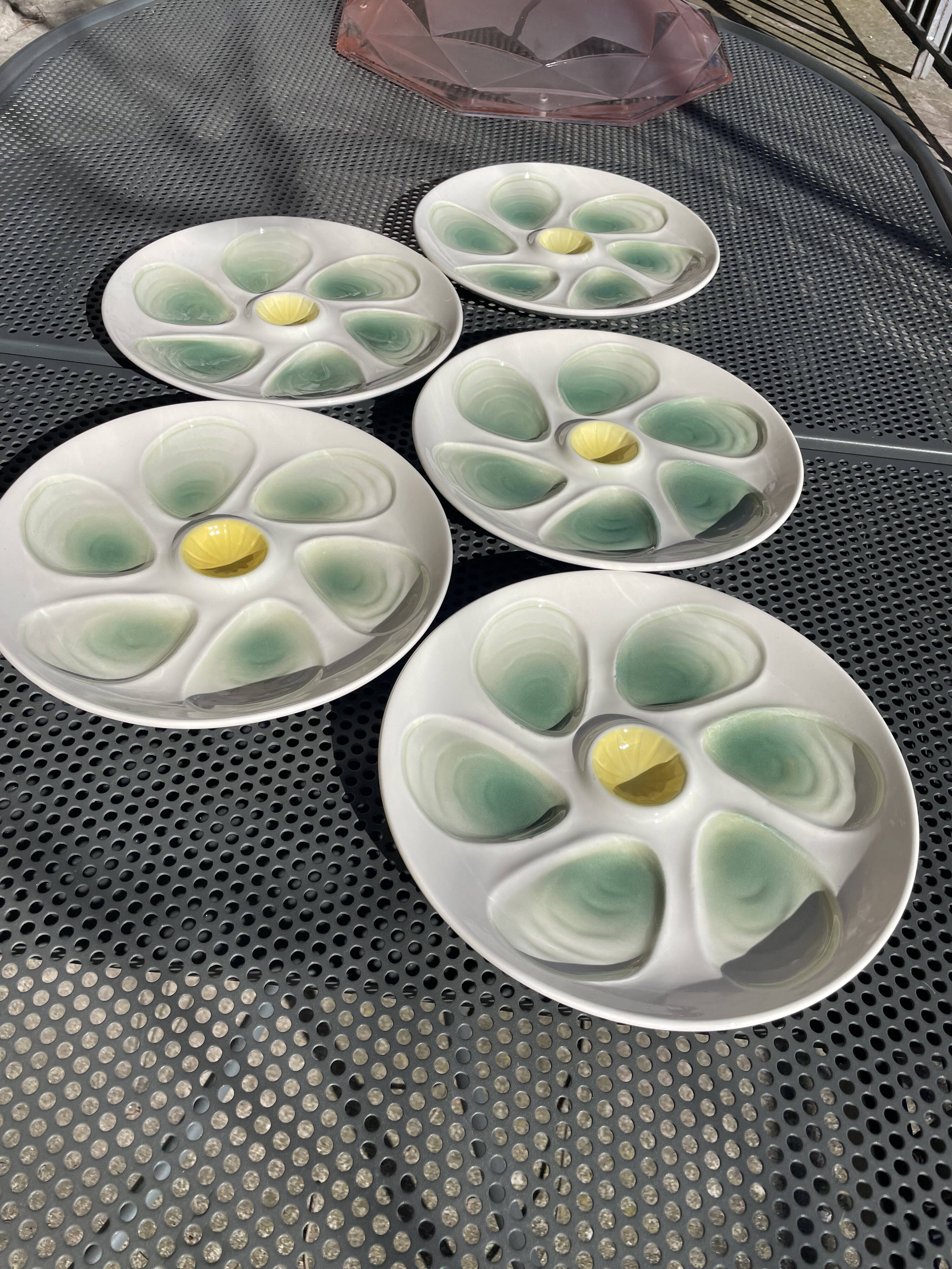 5 oyster plates from Salins earthenware