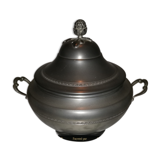 Soupière en étain