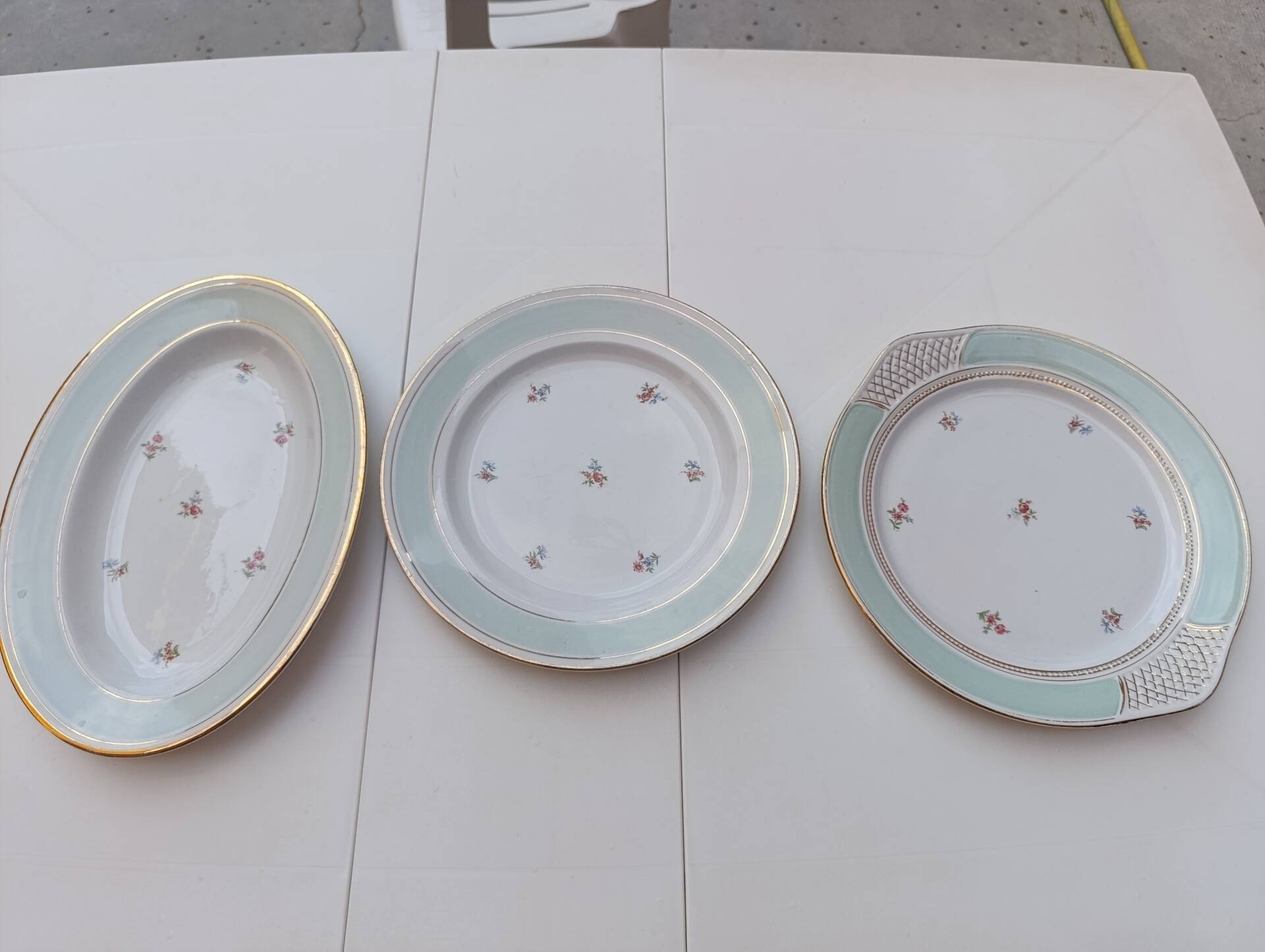 Plate