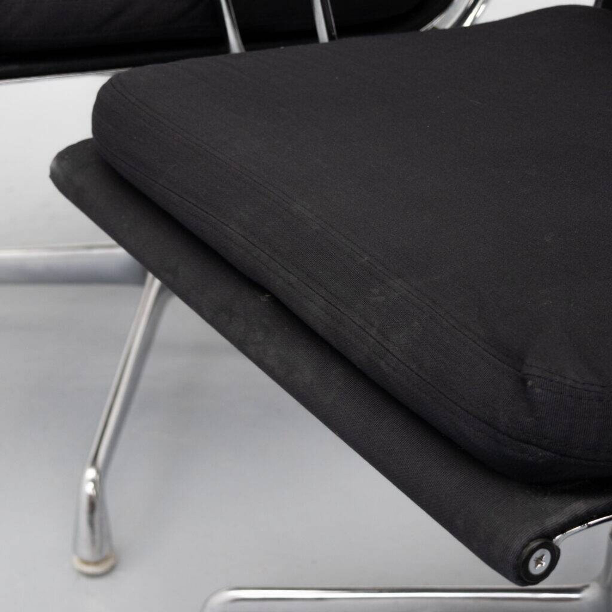 Eames EA208 Soft Pad Chair Herman Miller 1970s