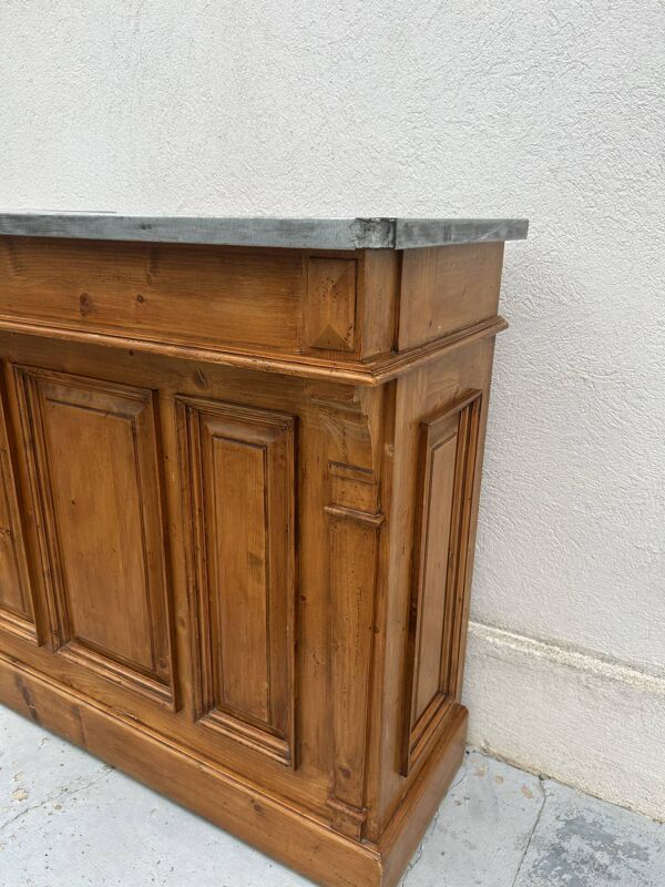 Comptoir de bistrot en bois et zinc