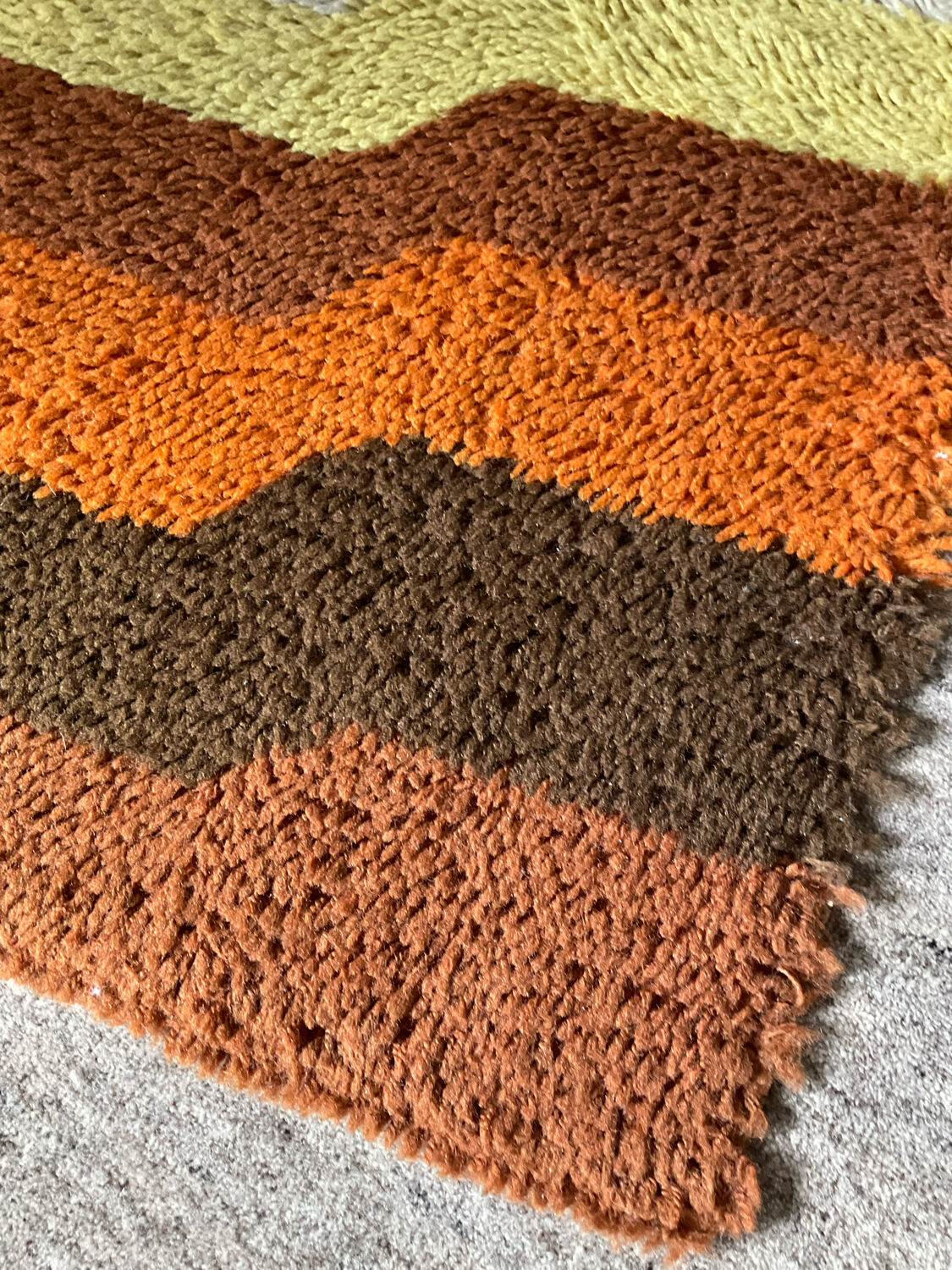 Vintage rugs 60-70s in wool