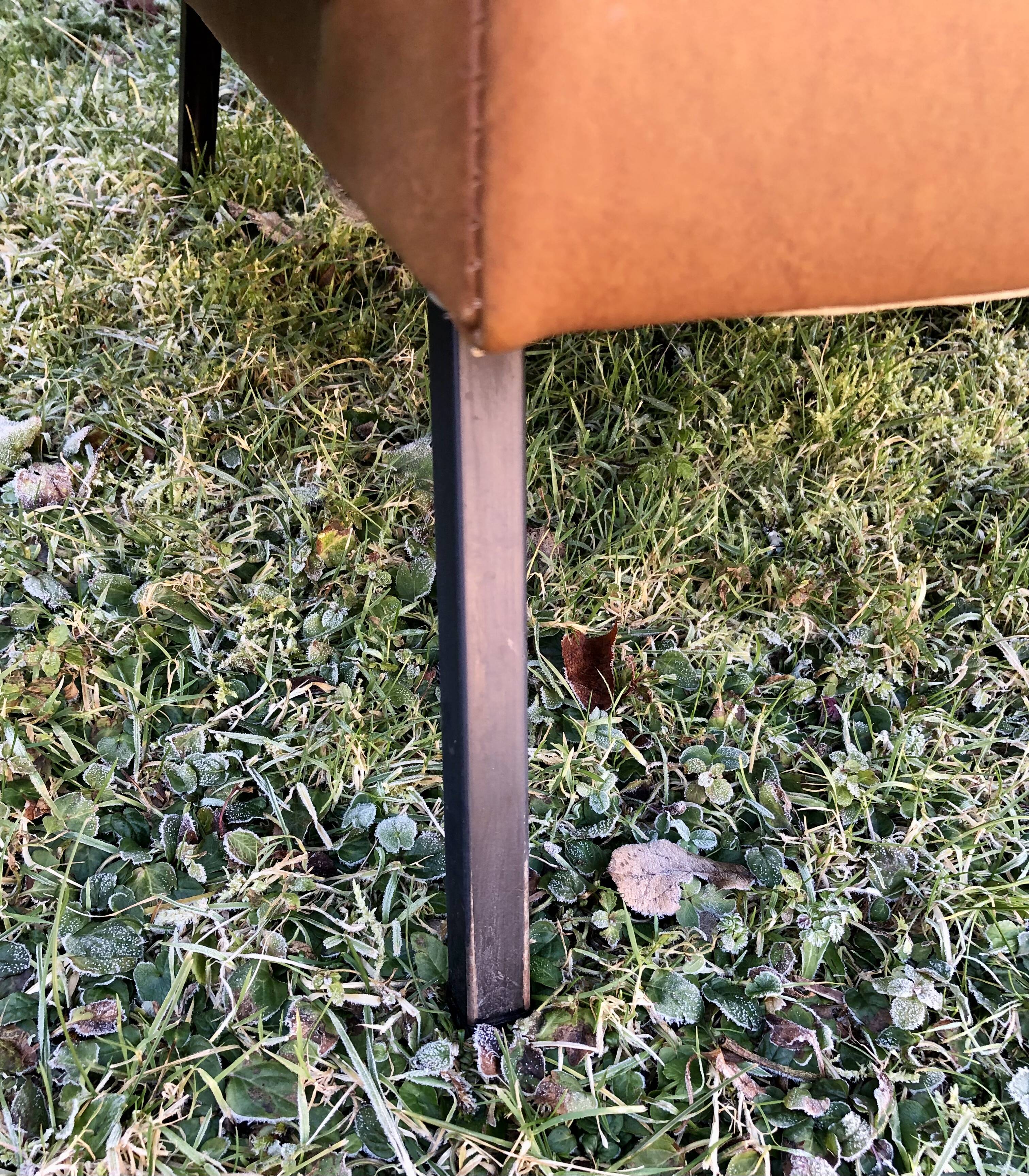 Vintage skaï armchair