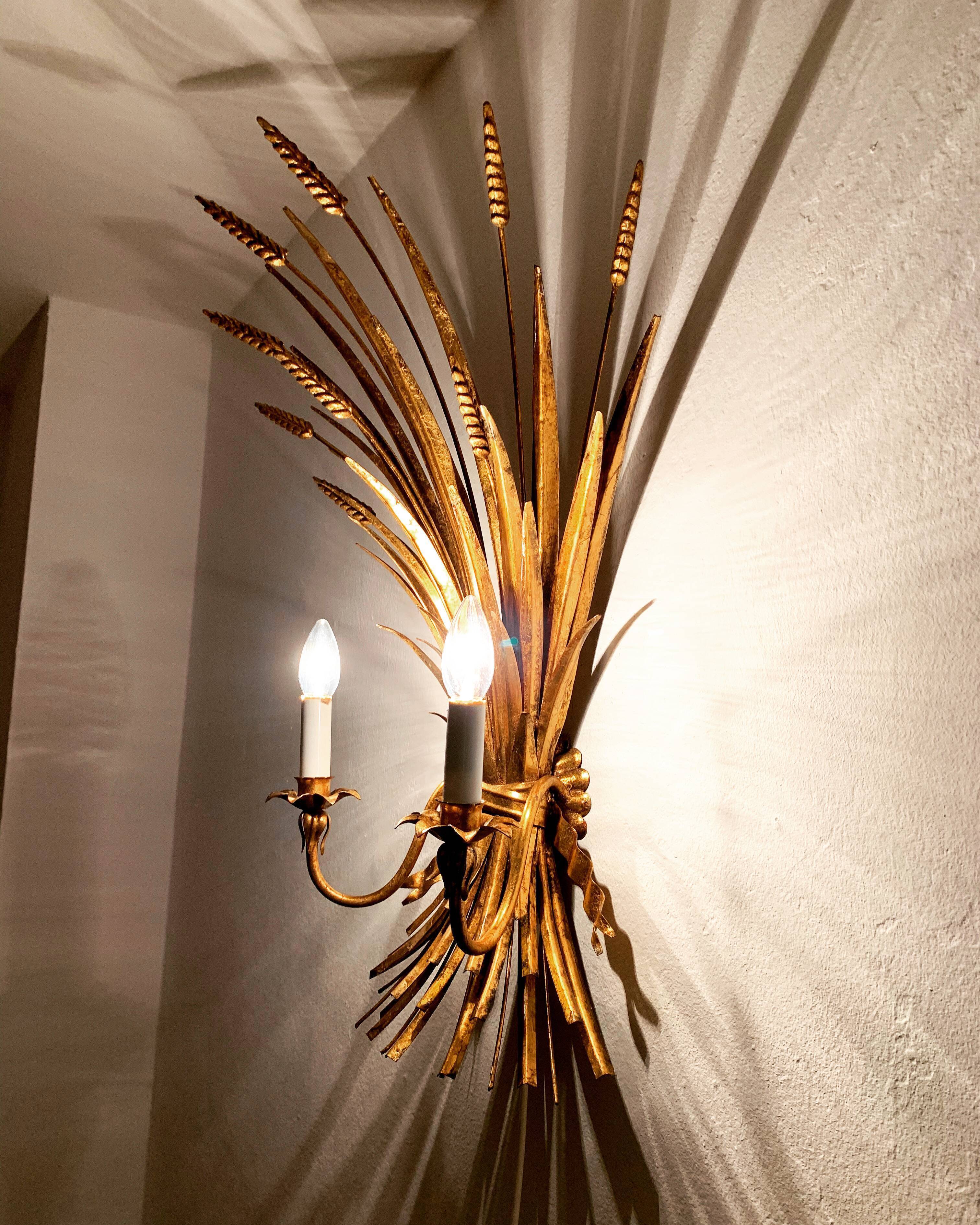Gilded Italian Hollywood Regency metal wall lamp by Hans Kögl