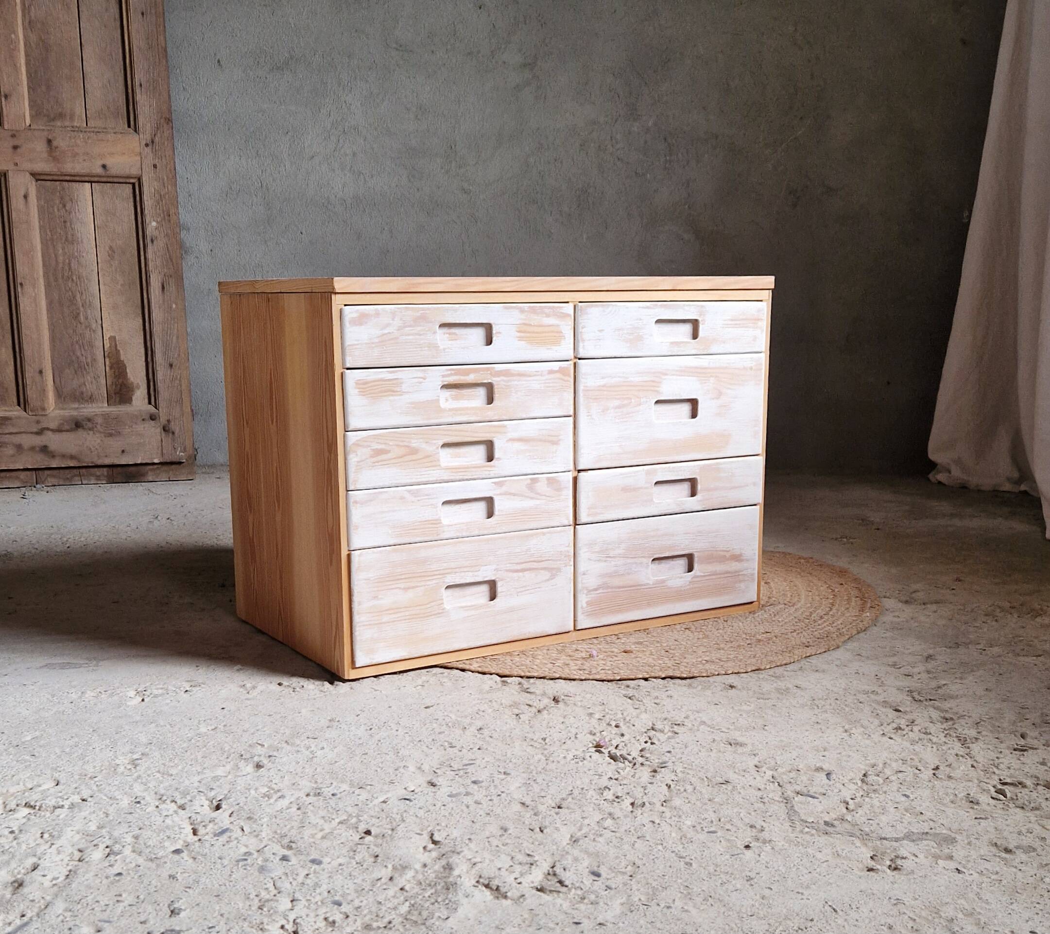 Nice storage cabinet