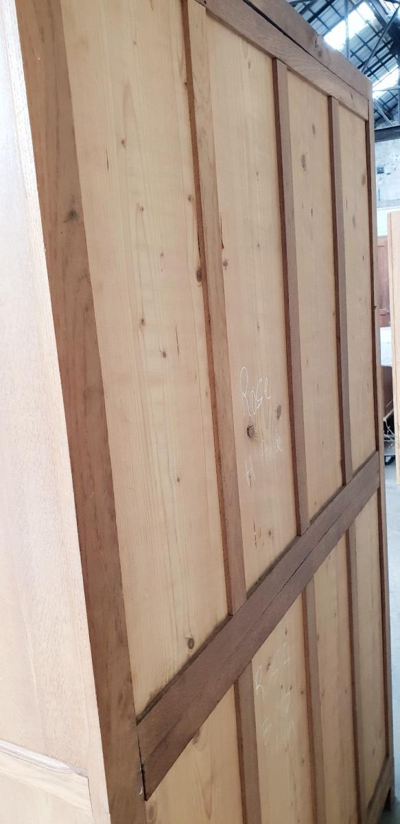 Vintage Parisian wardrobe