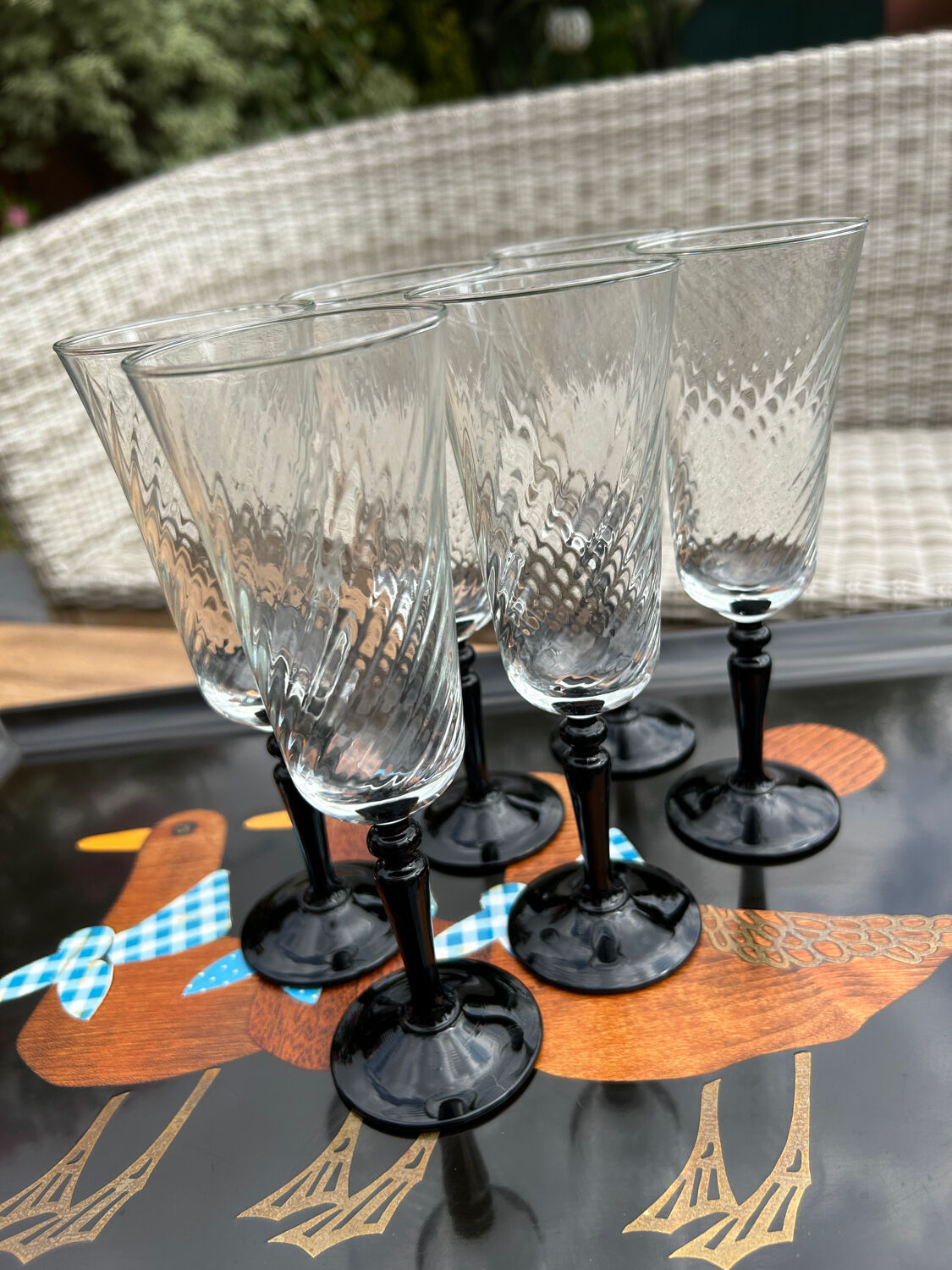 6 twisted champagne flutes and black foot