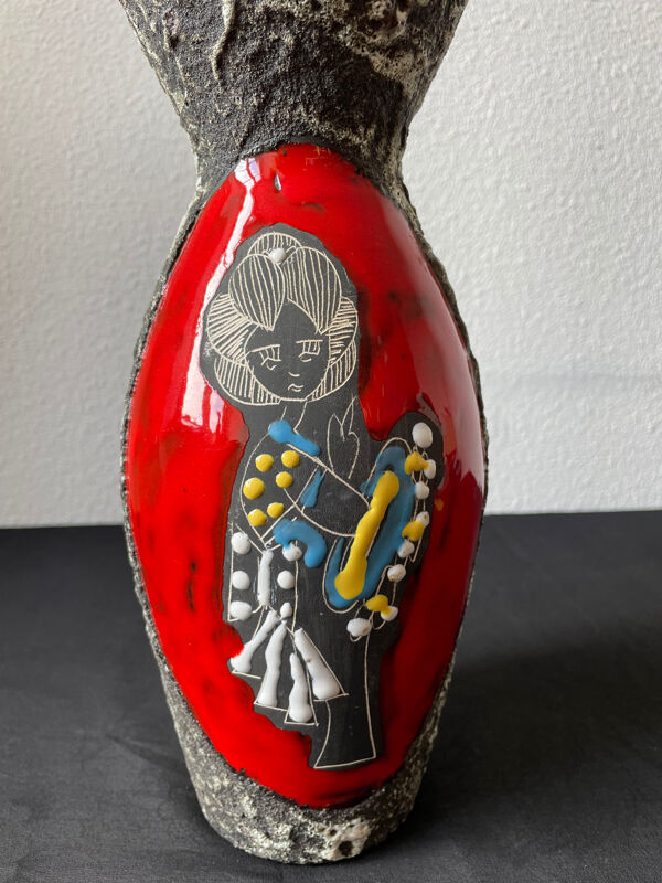 Vase fat lava San Marino italy femme et motif floral