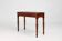 Table d'appoint anglaise élégante du milieu du XIXe siècle en bois massif