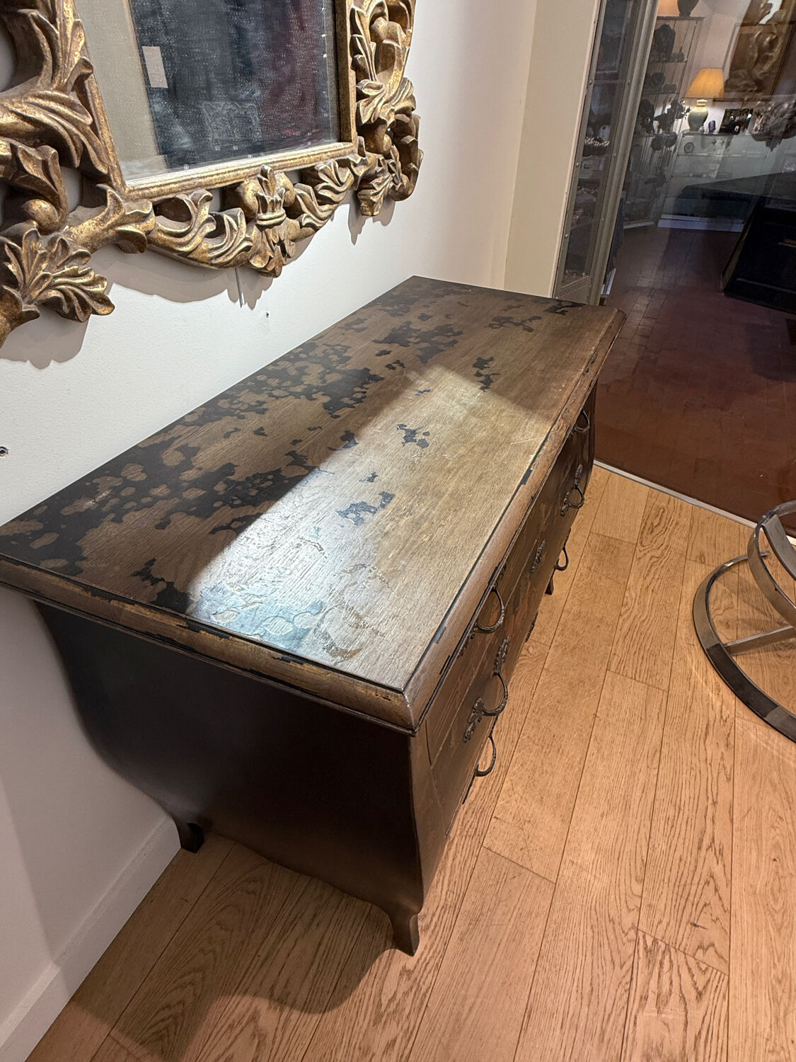 Chest of drawers with 3 drawers, Chinese decor, 20th century.