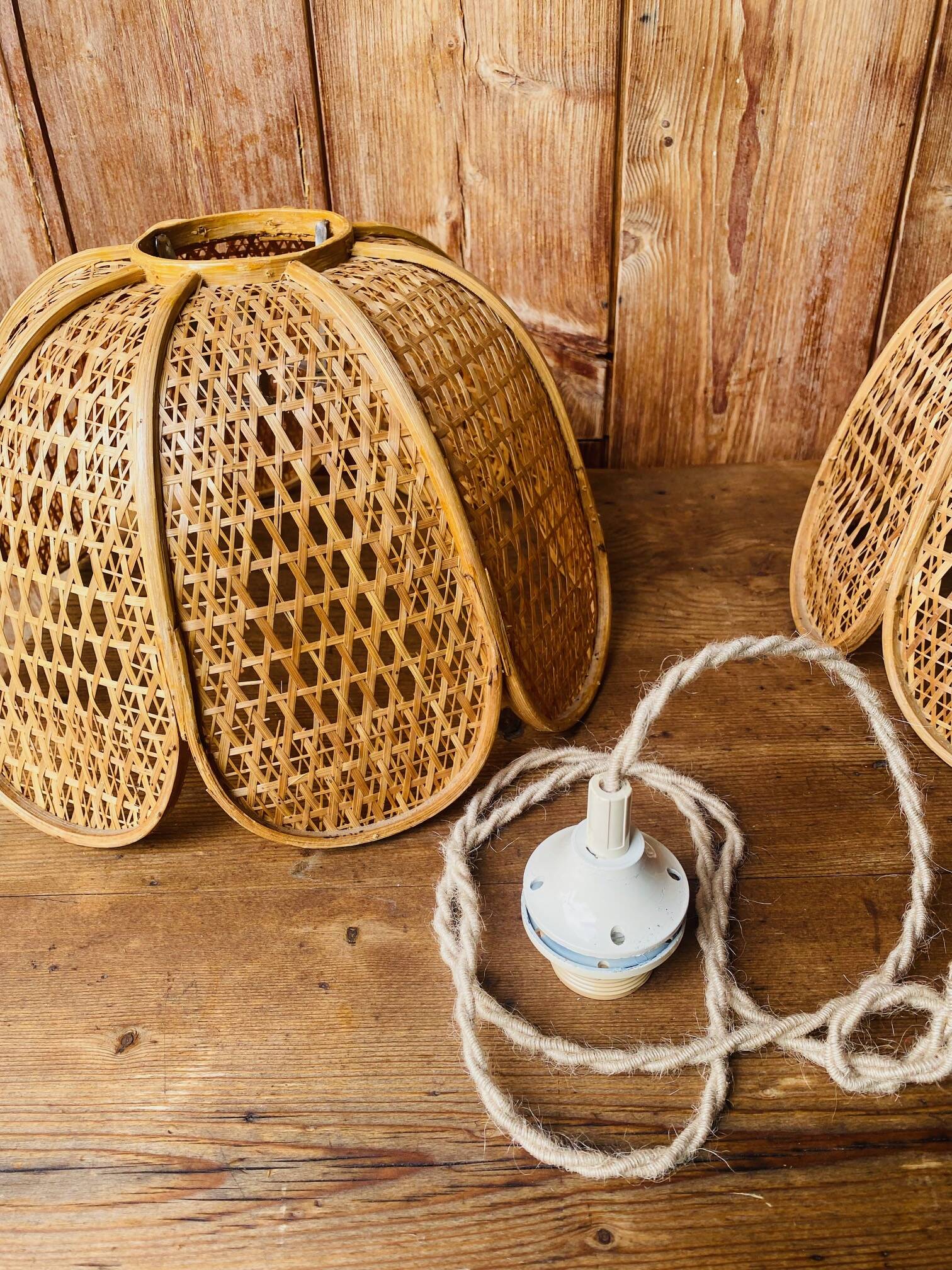 Paire de Suspension en rotin vintage