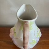 Grape pitcher pitcher