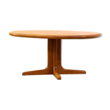 Scandinavian coffee table – 112 cm