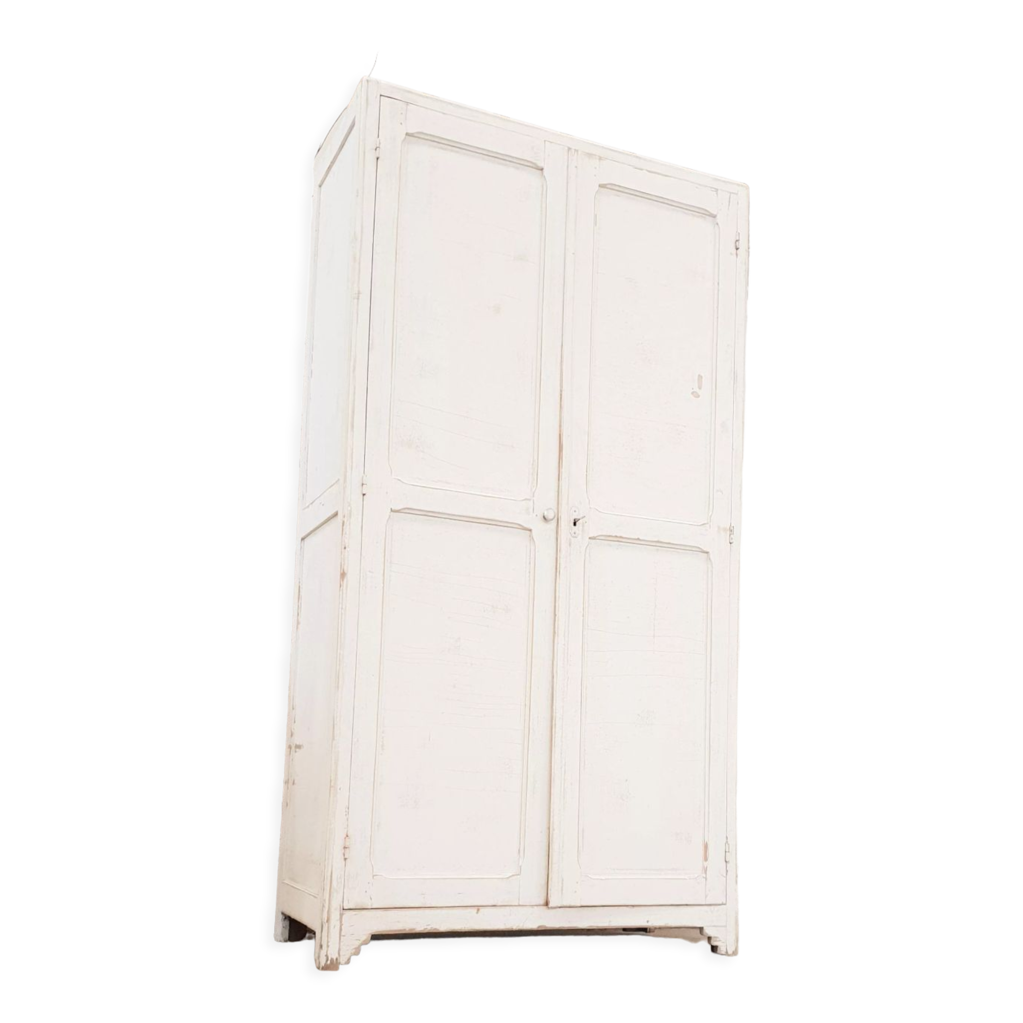 Vintage parisian cabinet