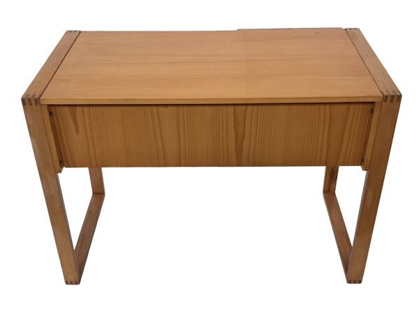 Bureau compact vintage en pin au design des années 70 avec des joints en bois.