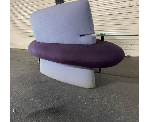 Sofa forming confident design 1970s