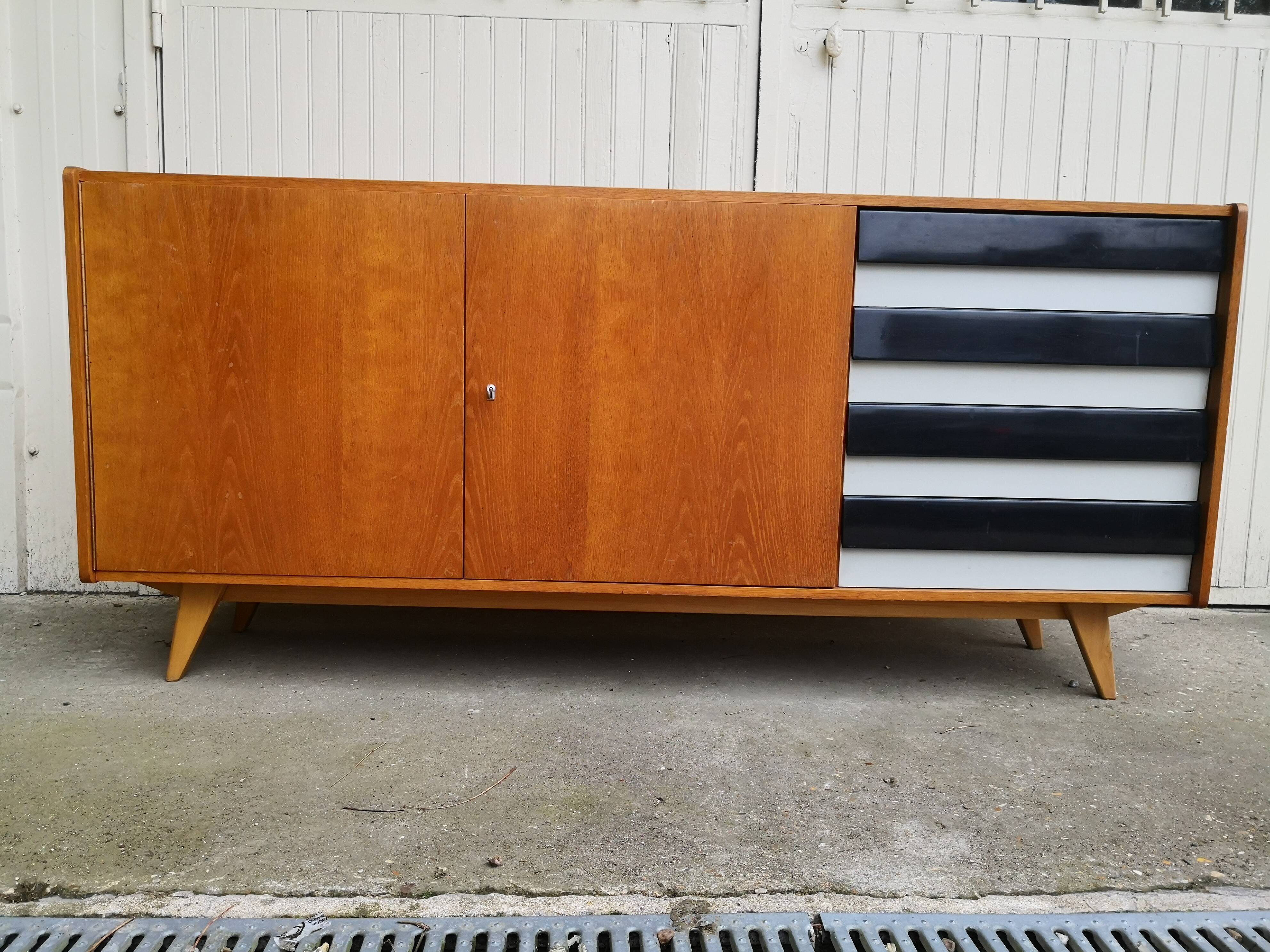 Enfilade vintage style scandinave Jiroutek Tchèque  1960