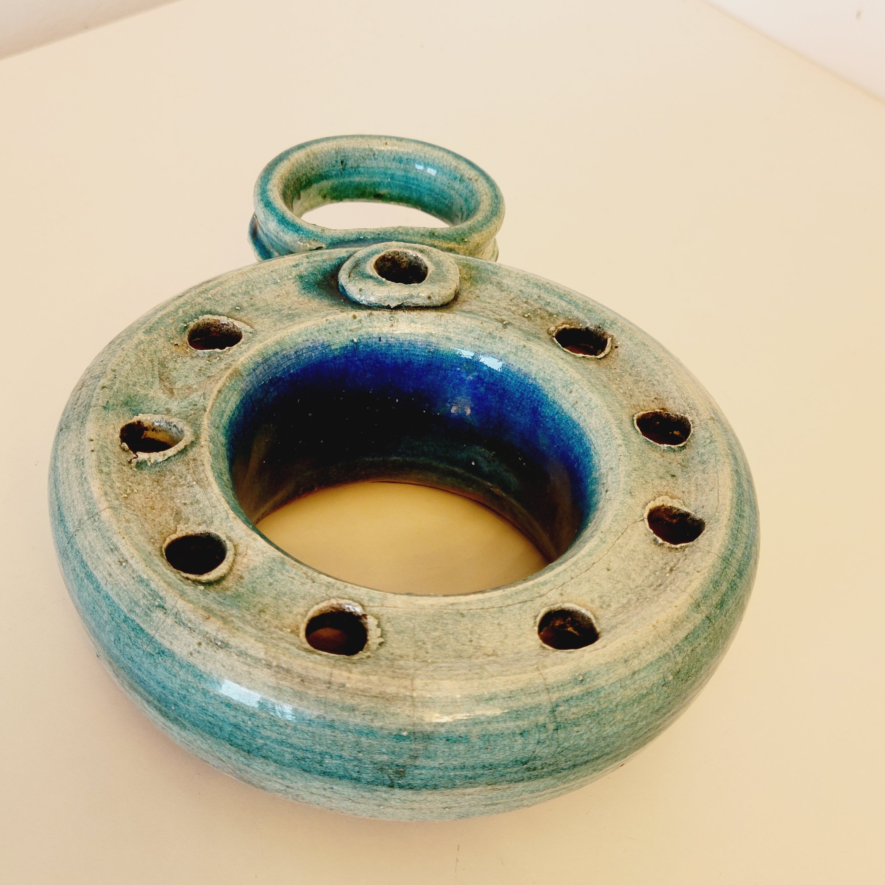 Pique flowers or pikes blue ceramic candles