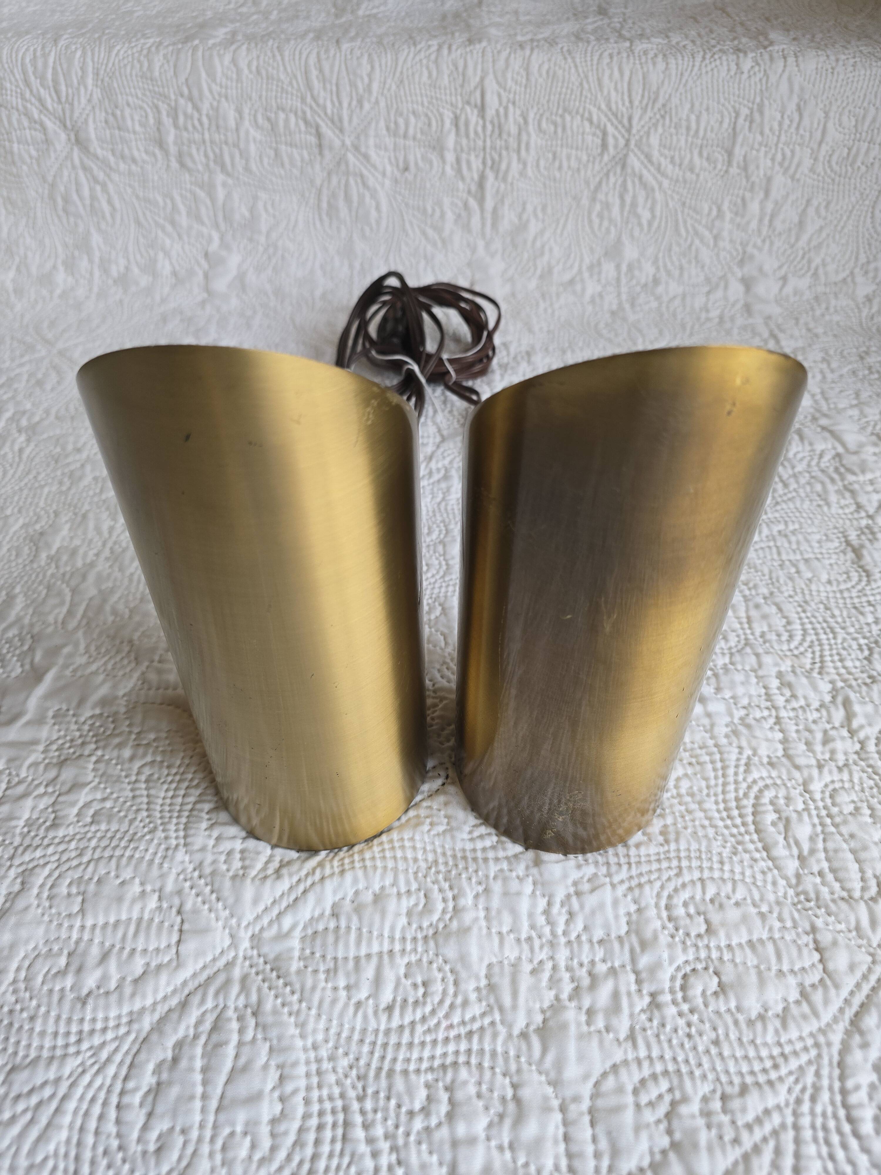 Pair of lamps signed by Jean Perzel – cylindrical with an oblique opening.