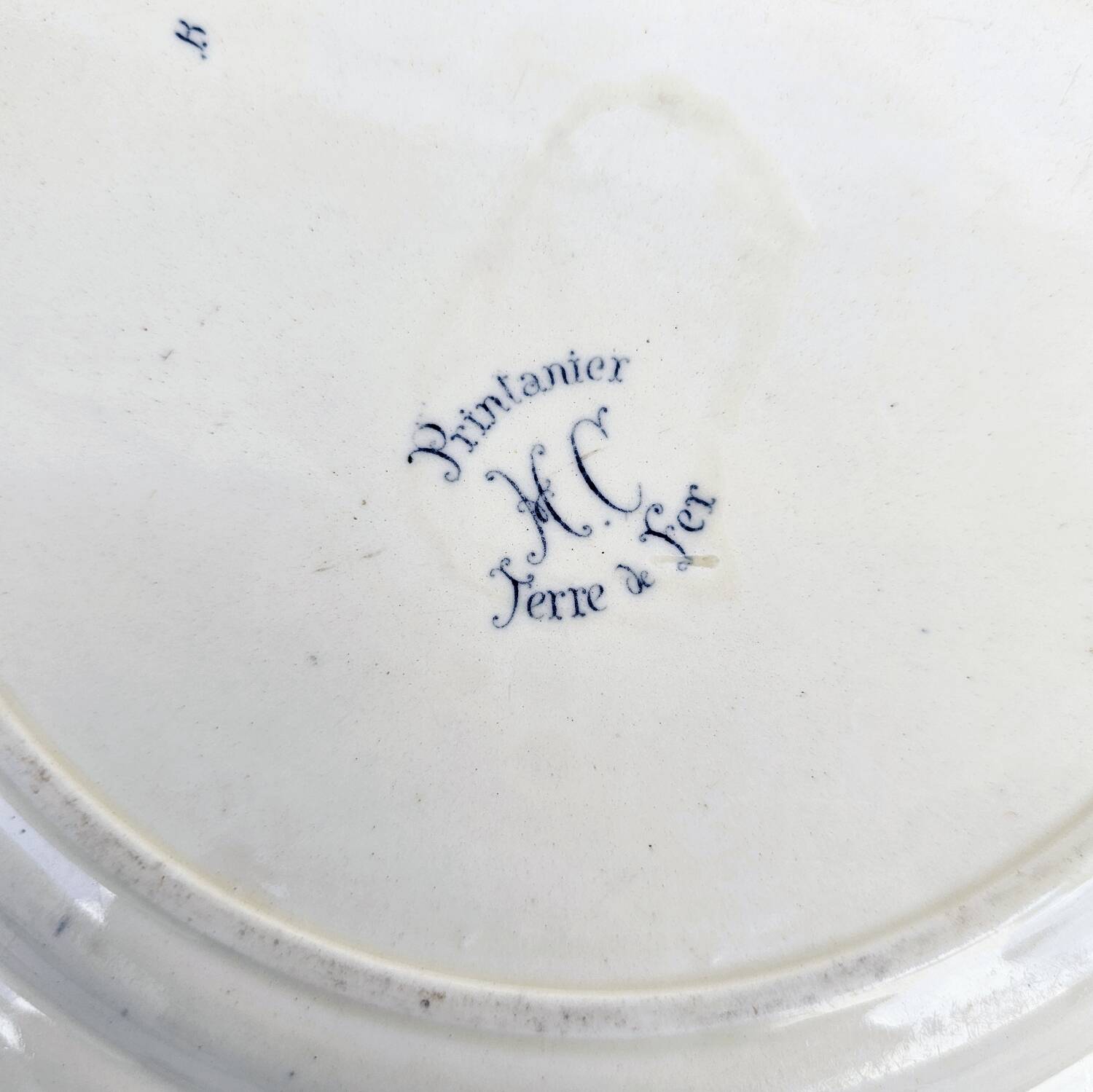 Round dish "Printanier" Terre de Fer