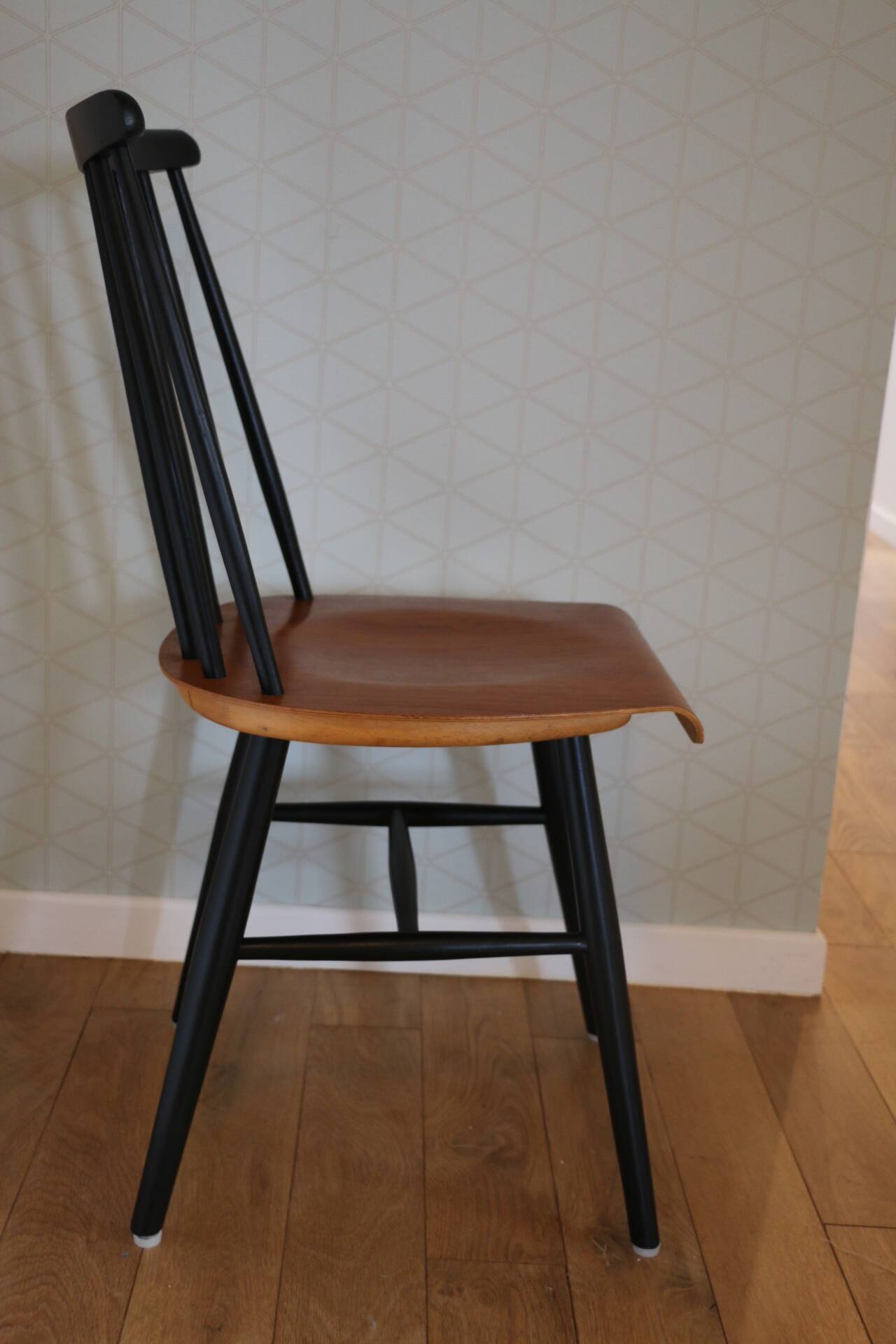 Fanette chair by ilmari tapiovaara