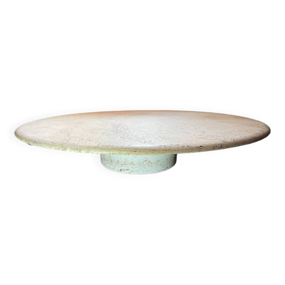 Table basse ronde en travertin, attribué à Angelo Mangiarotti pied cylindrique central, 1970s