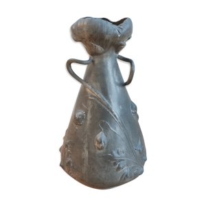 vase art nouveau en étain