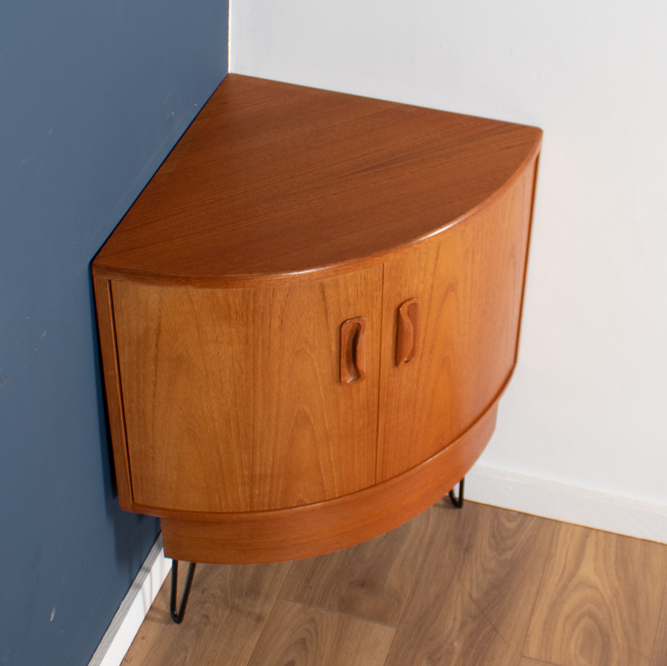 Retro teak 1960s g plan fresco corner unit bar drinks cabinet on hairpin legs