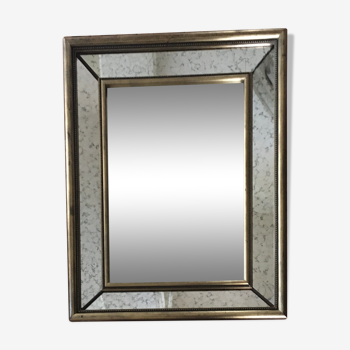 Miroir doré à parclose 68 X 54 cm