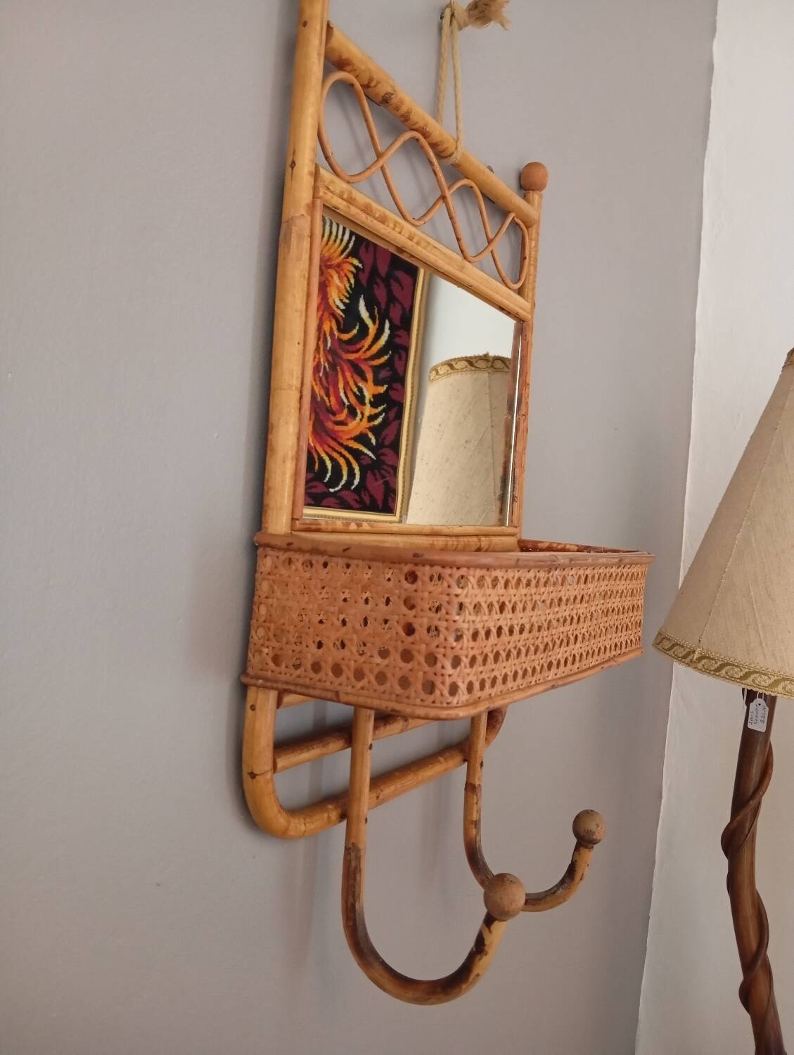 Wall shelf, rattan towel rack