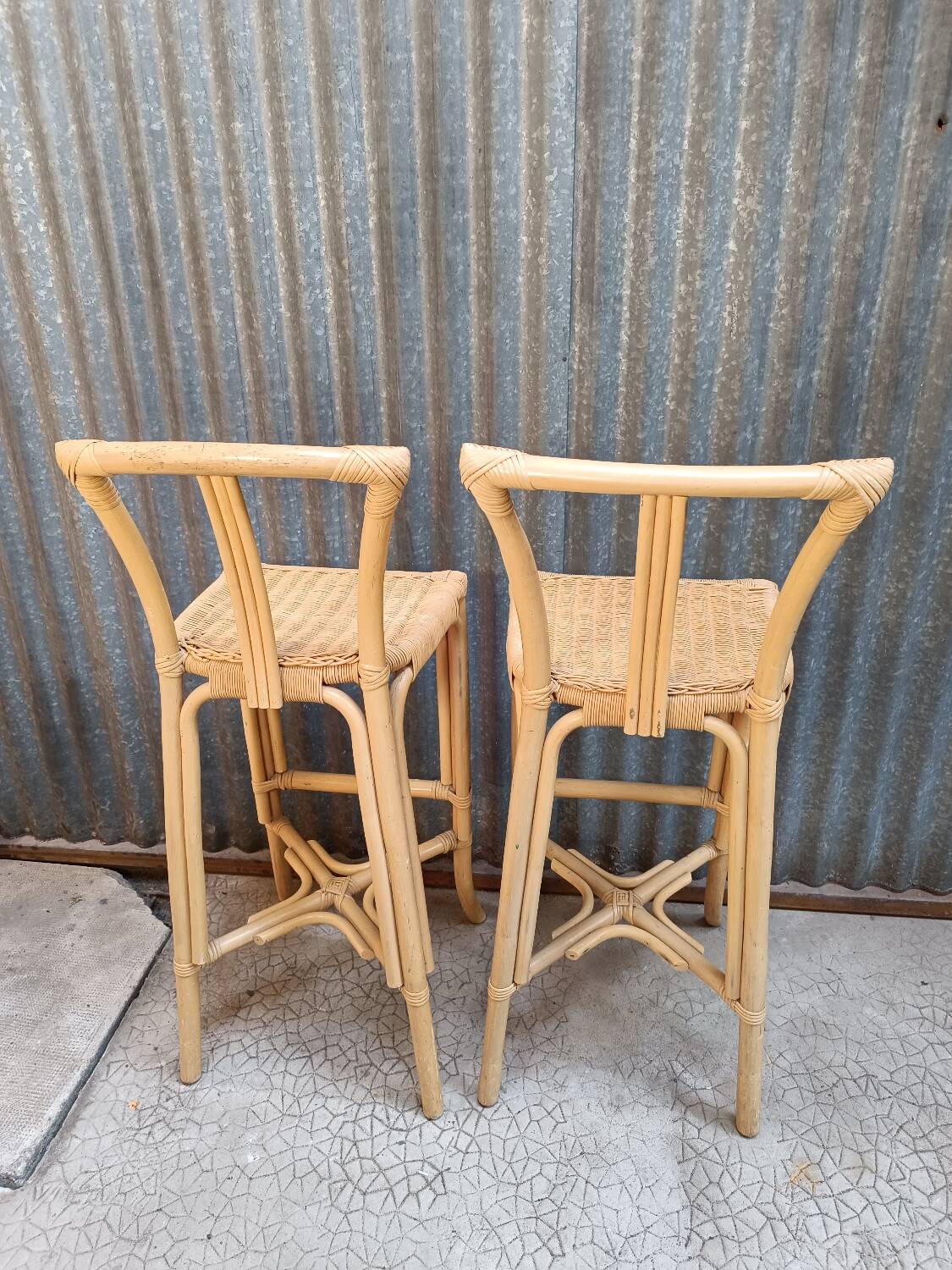 Vintage rattan wicker bar + 2 bar stools