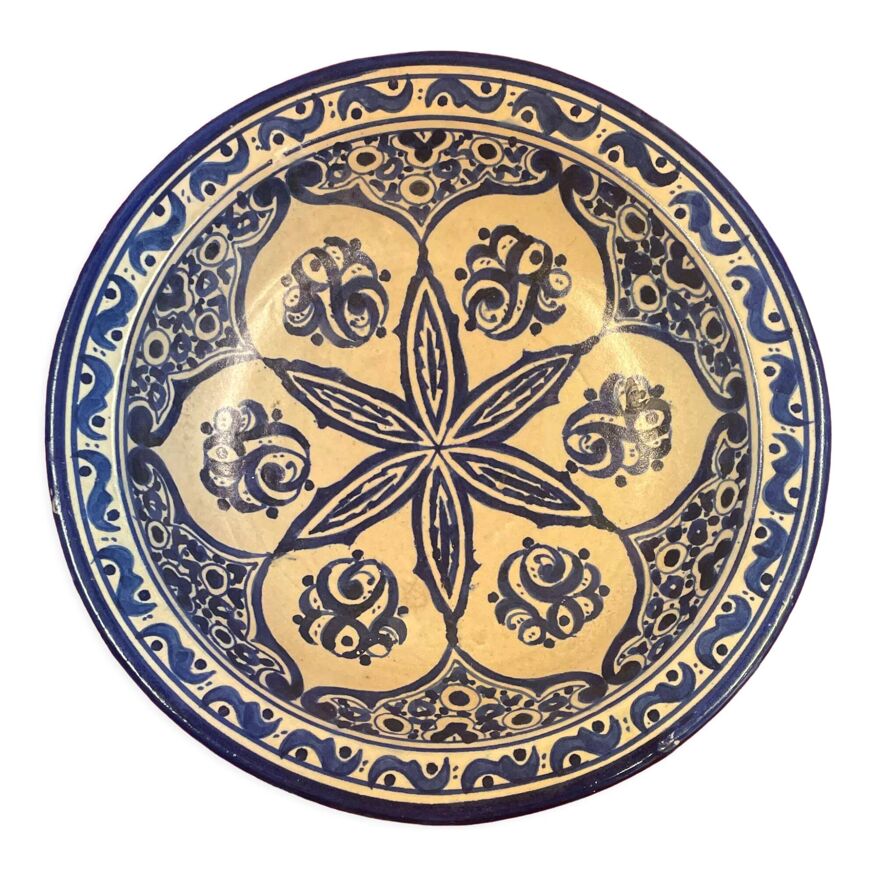Plat creux céramique bleu blanc signature à identifier maghreb - début  XXème | Selency