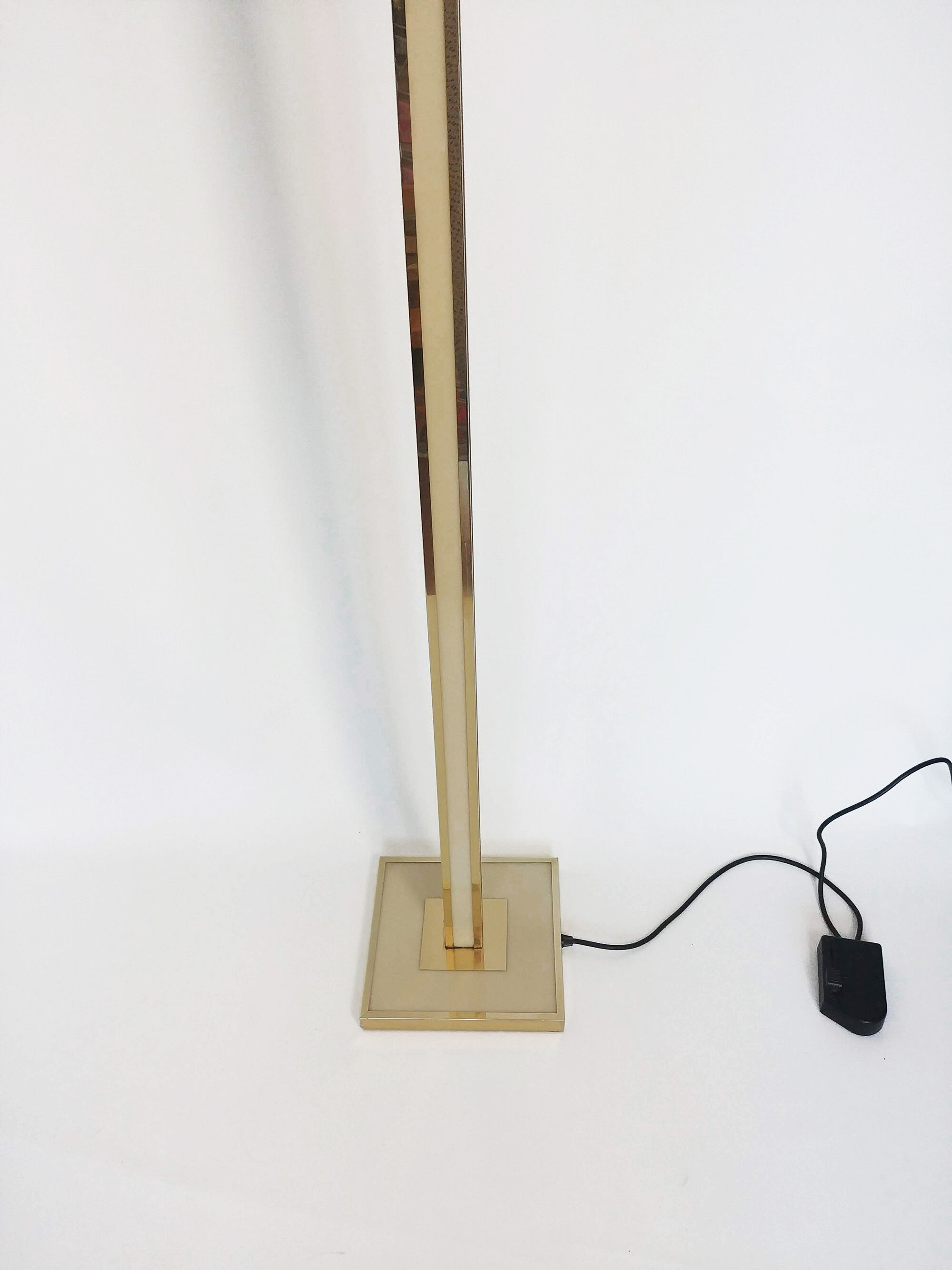 Romeo House halogen lamppost from the 1970s