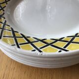 6 Dessert plates with yellow and black braiding pattern