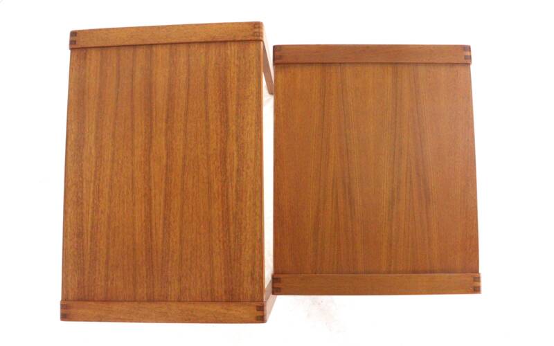 Ensemble de 2 tables gigognes - teck - design danois