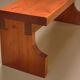 Banc brutaliste de Marc Dessauvage en bois de pin