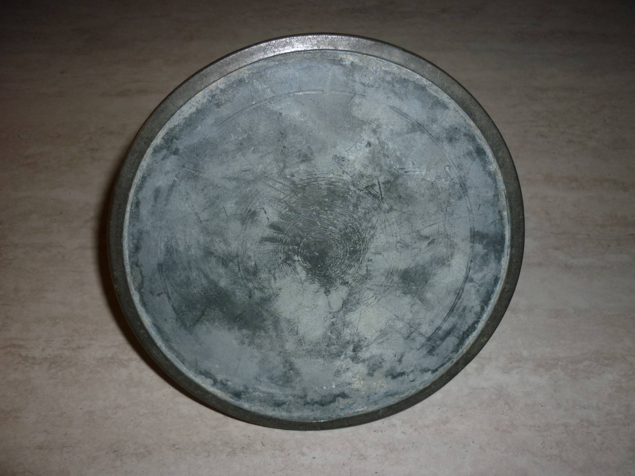 Encrier de navire en étain