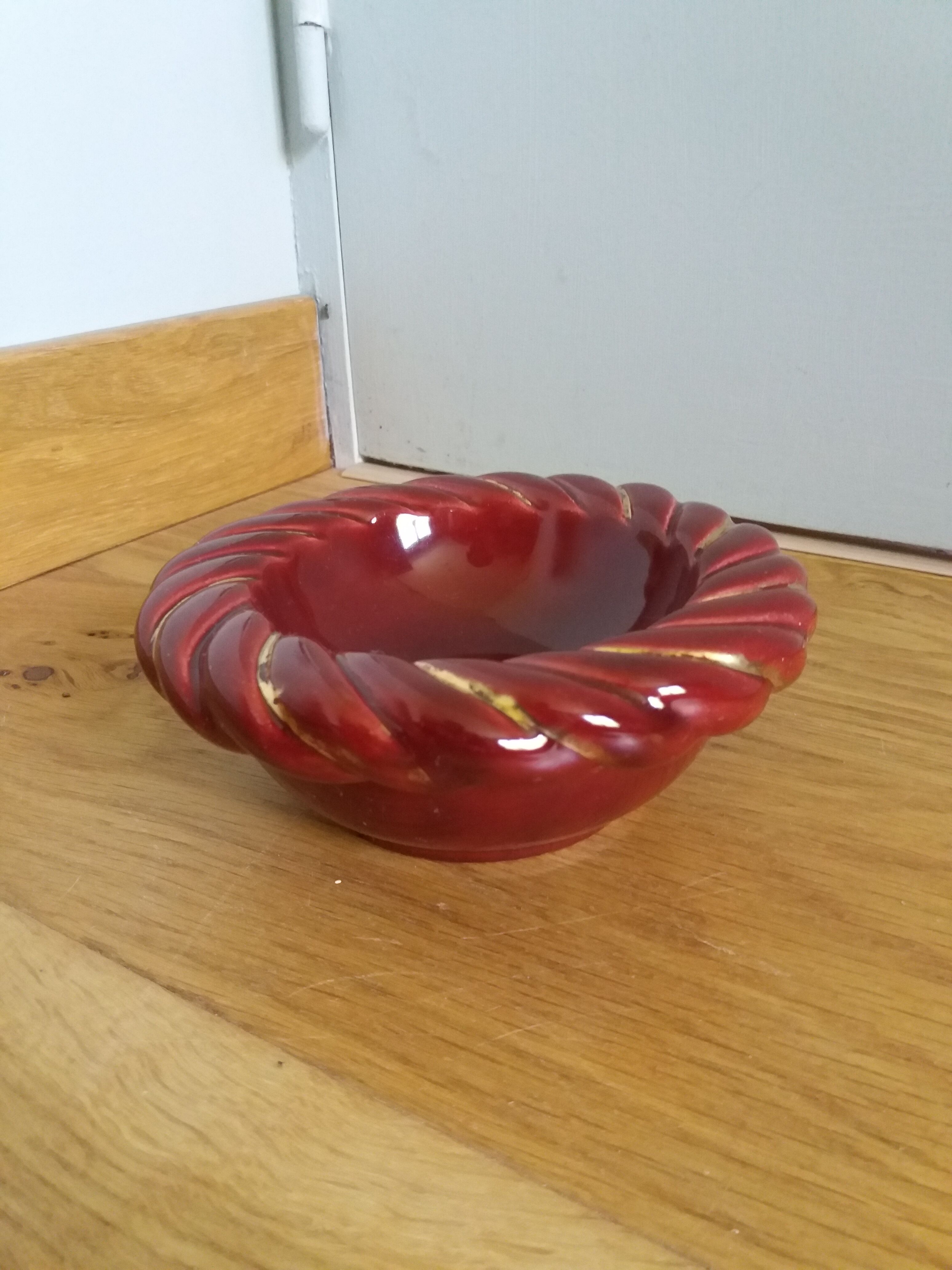 Empty pocket cup red burgundy ceramic ashtray